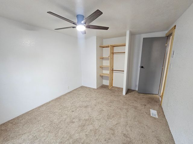 8404 Brook Street NE, Albuquerque, NM 87113