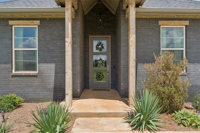 11900 W Forrest Hills Road, Guthrie, OK 73044