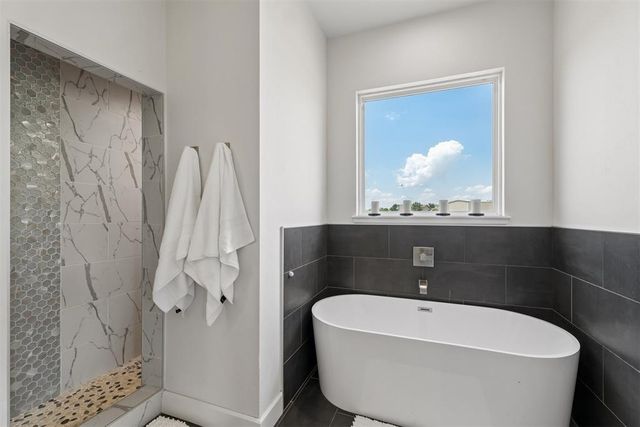 11900 W Forrest Hills Road, Guthrie, OK 73044