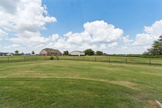 11900 W Forrest Hills Road, Guthrie, OK 73044