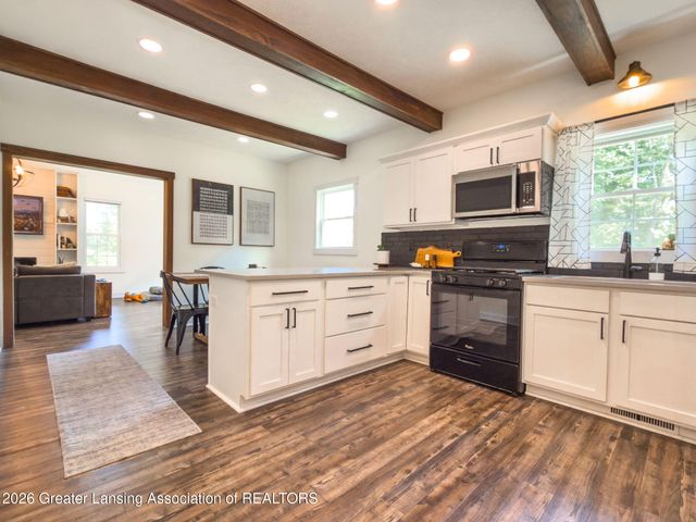 5085 Durfee Road, Eaton Rapids, MI 48827