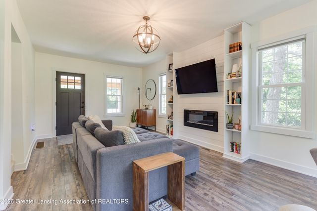 5085 Durfee Road, Eaton Rapids, MI 48827