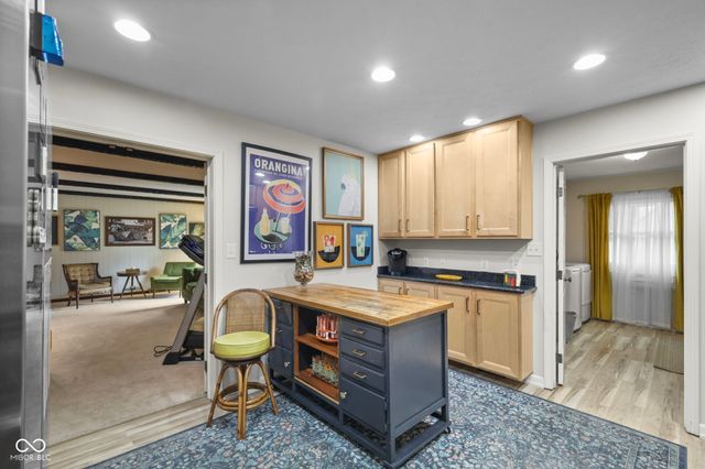 9114 Grinnell Street, Indianapolis, IN 46268