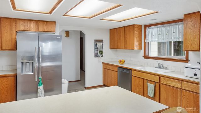 1538 S Bailey Avenue, Moses Lake, WA 98837