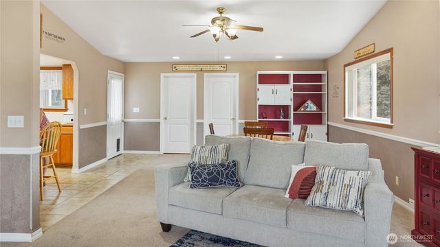 1538 S Bailey Avenue, Moses Lake, WA 98837