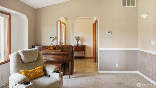 1538 S Bailey Avenue, Moses Lake, WA 98837
