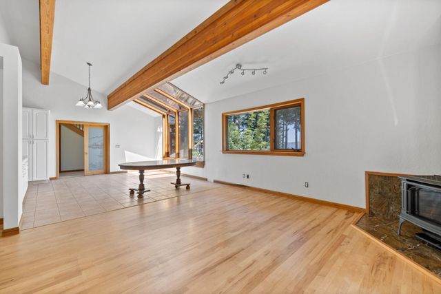 19850 Skyline Boulevard, Los Gatos, CA 95033