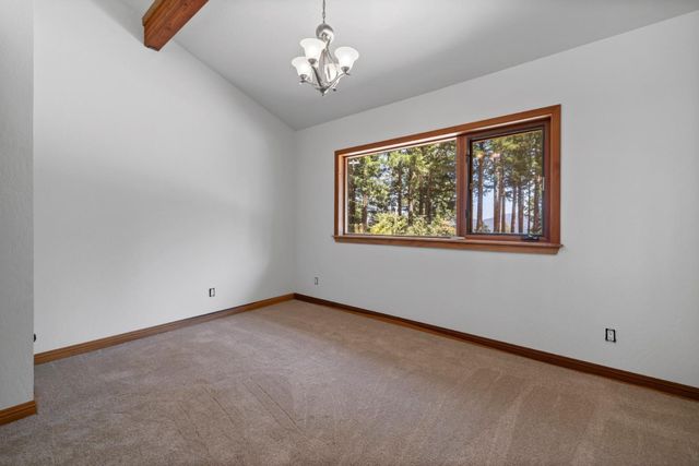 19850 Skyline Boulevard, Los Gatos, CA 95033