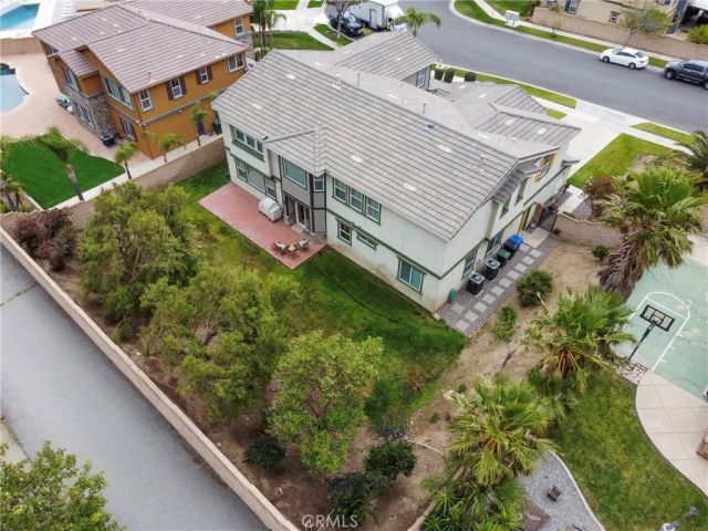 15104 Whitegate, Fontana, CA 92336