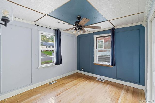 230 Lakeside Trail, Ridge, NY 11961