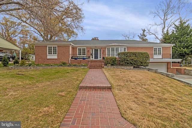 8503 W BOULEVARD DR, Alexandria, VA 22308