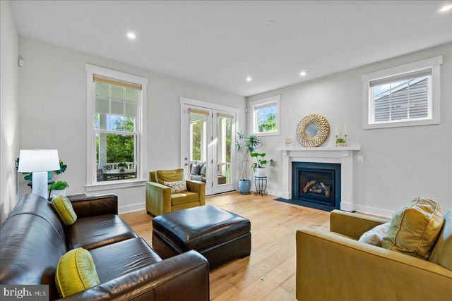 43489 BETTYS FARM DR, Chantilly, VA 20152