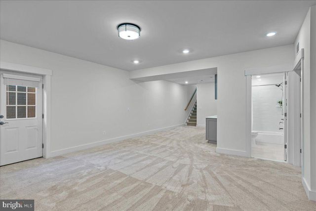 43489 BETTYS FARM DR, Chantilly, VA 20152