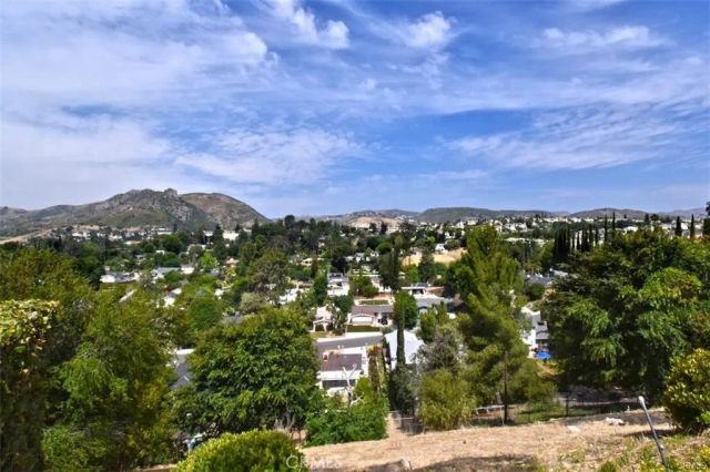 23937 Pentland Street, West Hills, CA 91307