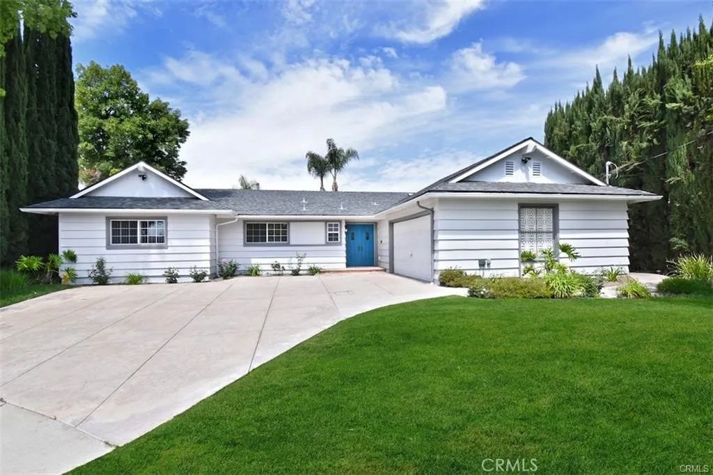 23937 Pentland Street, West Hills, CA 91307