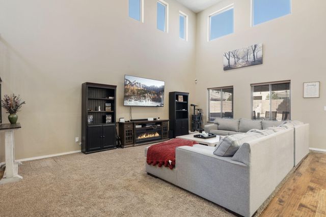 1724 Cloud Burst Drive NW, Albuquerque, NM 87120