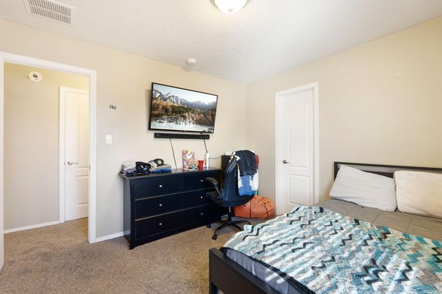 1724 Cloud Burst Drive NW, Albuquerque, NM 87120