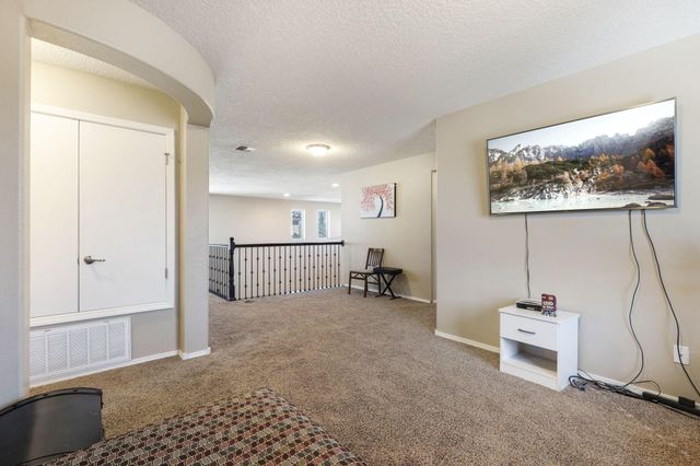 1724 Cloud Burst Drive NW, Albuquerque, NM 87120