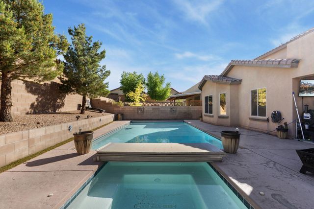 1724 Cloud Burst Drive NW, Albuquerque, NM 87120