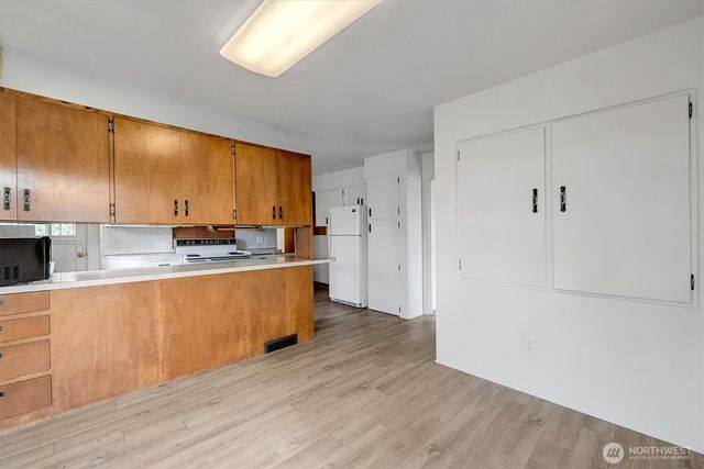 3002 NW 70th Street, Seattle, WA 98117