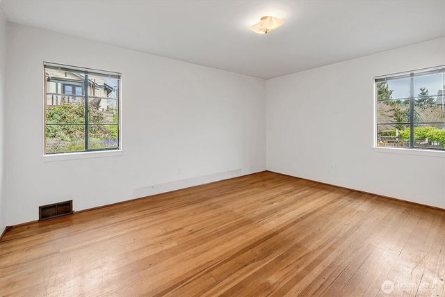 3002 NW 70th Street, Seattle, WA 98117