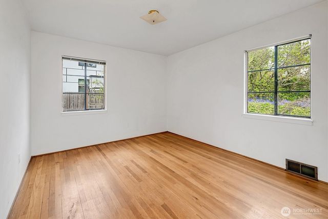 3002 NW 70th Street, Seattle, WA 98117