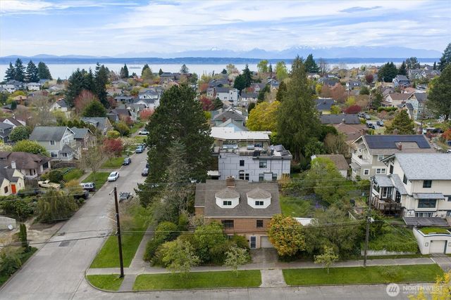 3002 NW 70th Street, Seattle, WA 98117