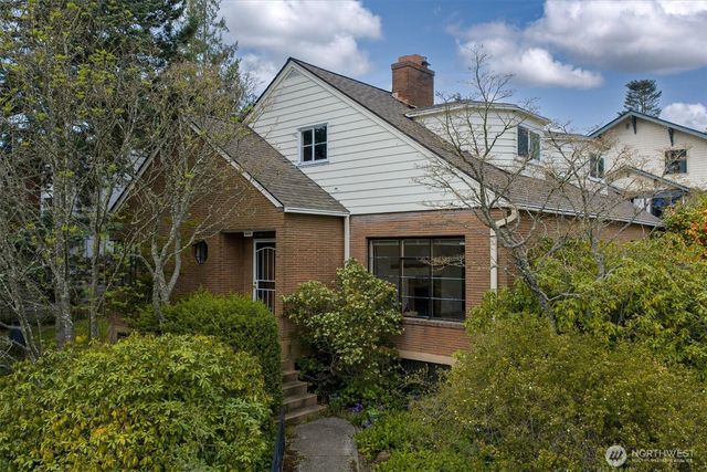 3002 NW 70th Street, Seattle, WA 98117