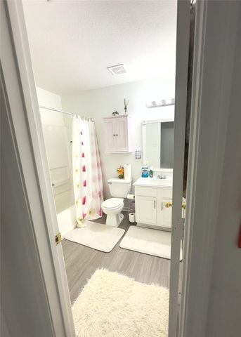 15106 Blue Creek Ranch Drive, Houston, TX 77086