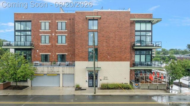 211 E 9 Mile Road 213, Ferndale, MI 48220
