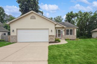 2659 Clarendon Court, Valparaiso, IN 46385
