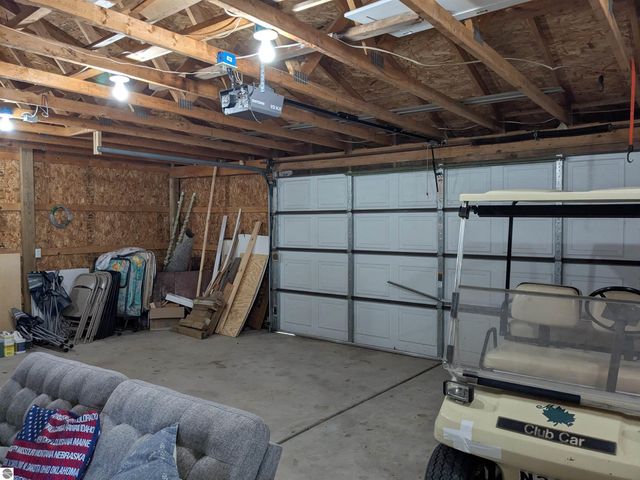7610 Windoga Lake Drive, Weidman, MI 48893