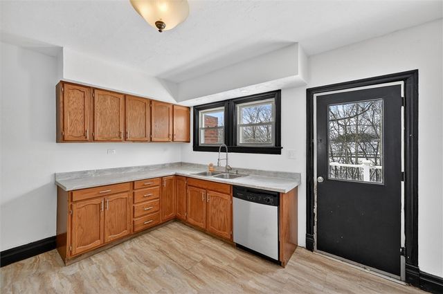 793 Evergreen Rd, Leechburg Boro, PA 15656