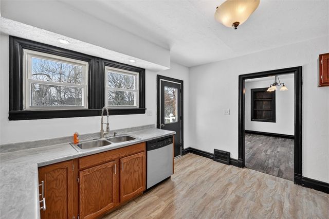 793 Evergreen Rd, Leechburg Boro, PA 15656