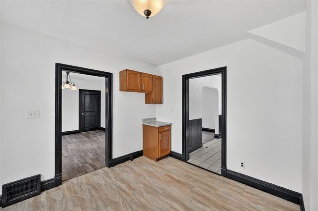 793 Evergreen Rd, Leechburg Boro, PA 15656