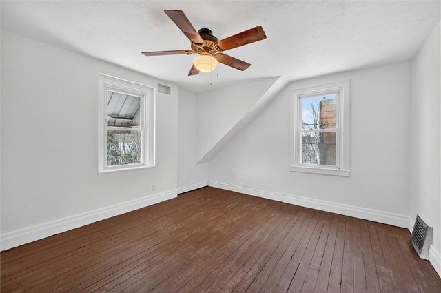 793 Evergreen Rd, Leechburg Boro, PA 15656