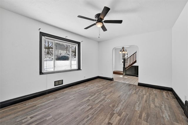 793 Evergreen Rd, Leechburg Boro, PA 15656