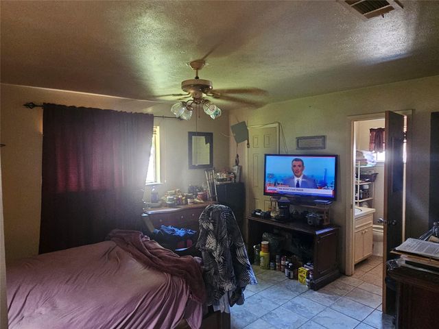 750 Columbia Lane, Deer Park, TX 77536