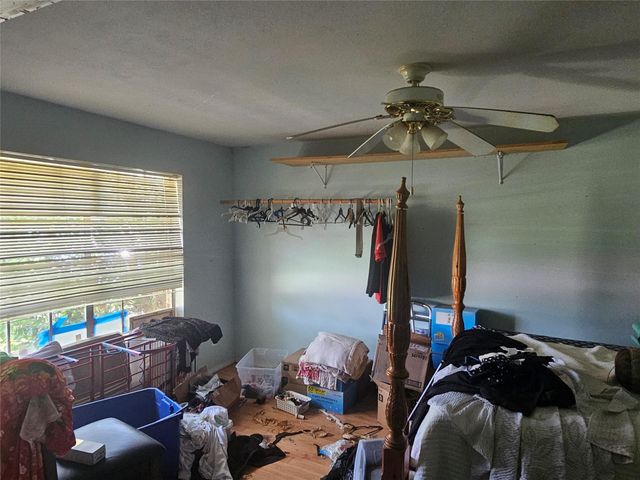 750 Columbia Lane, Deer Park, TX 77536
