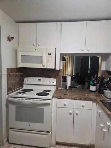 1817 S Ocean Dr 325, Hallandale Beach, FL 33009
