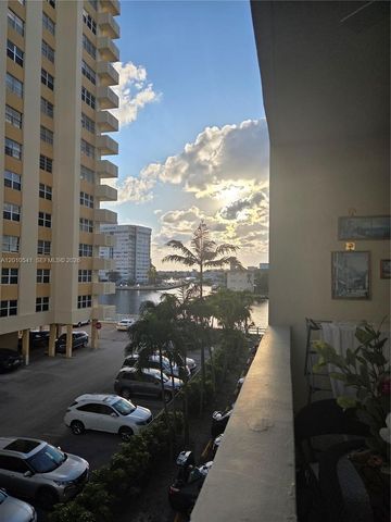 1817 S Ocean Dr 325, Hallandale Beach, FL 33009