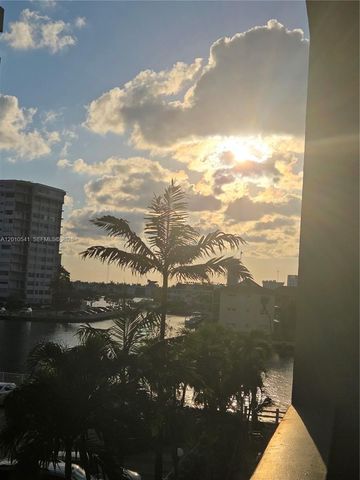 1817 S Ocean Dr 325, Hallandale Beach, FL 33009