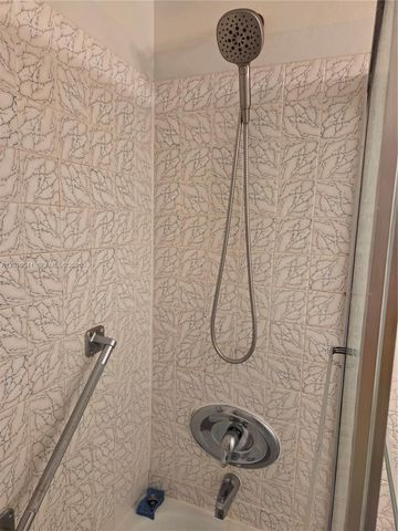 1817 S Ocean Dr 325, Hallandale Beach, FL 33009