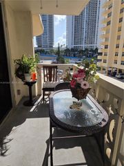 1817 S Ocean Dr 325, Hallandale Beach, FL 33009