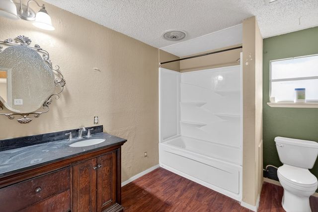 1711 N Sam Houston Ave, Odessa, TX 79761