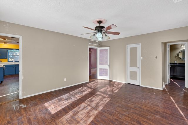 1711 N Sam Houston Ave, Odessa, TX 79761