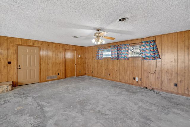 1711 N Sam Houston Ave, Odessa, TX 79761