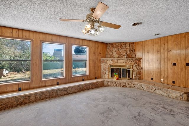 1711 N Sam Houston Ave, Odessa, TX 79761