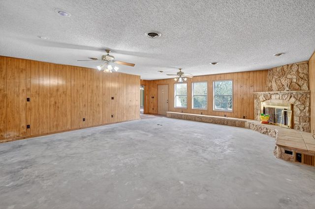 1711 N Sam Houston Ave, Odessa, TX 79761