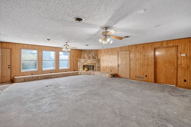 1711 N Sam Houston Ave, Odessa, TX 79761